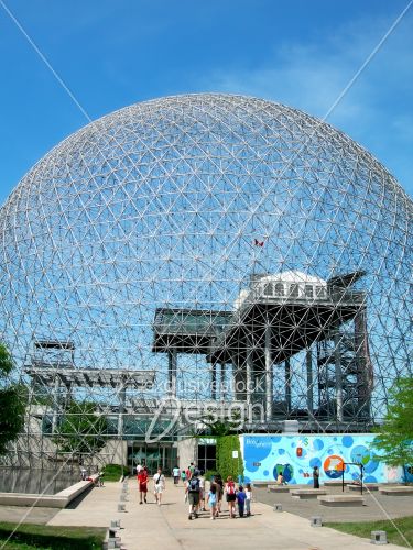 Biosphère Montréal quelques passants