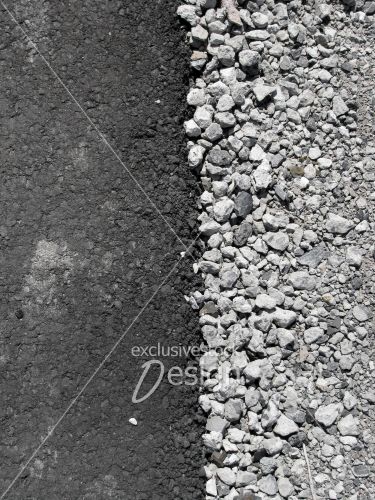 Bord piste cyclable asphaltée gravier Bord piste cyclable asphaltée gravier