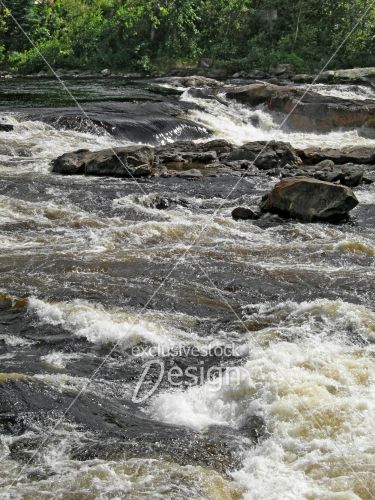 Rivière mouvement rapides dangereuses Rivière mouvement rapides dangereuses